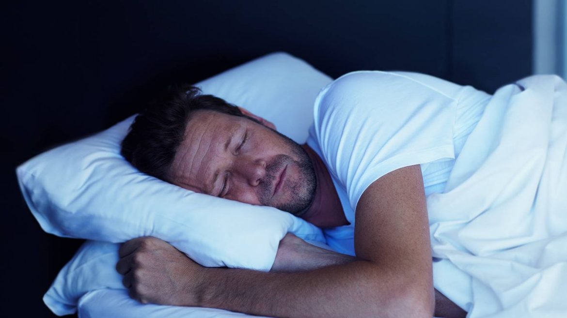 ¿Eres es propenso a dormir caliente?